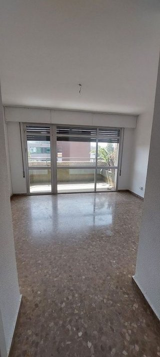 Piso en venta en Los Remedios en Sevilla