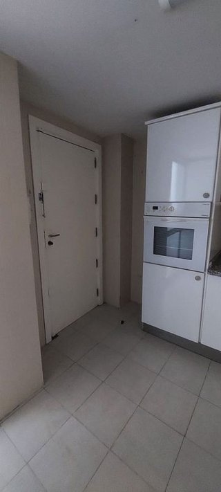 Piso en venta en Los Remedios en Sevilla