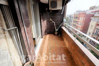 Piso en venta en El Cabanyal- El Canyamelar en Valencia