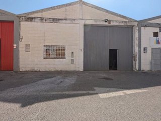 Nave industrial en venta en Santa Clara en Sevilla