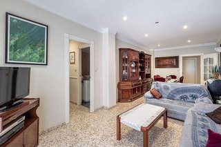 Piso en venta en Cervantes en Granada