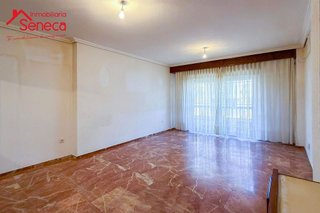 Piso en venta en Huerta de la Reina - Trassierra en Córdoba