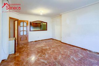 Piso en venta en Huerta de la Reina - Trassierra en Córdoba