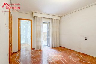 Piso en venta en Huerta de la Reina - Trassierra en Córdoba