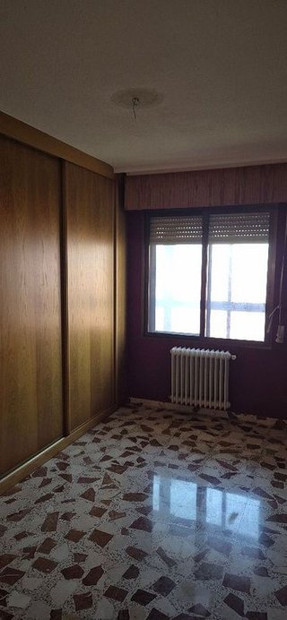 Piso en venta en Santa Cruz - Industria - Polígono Campollano en Albacete