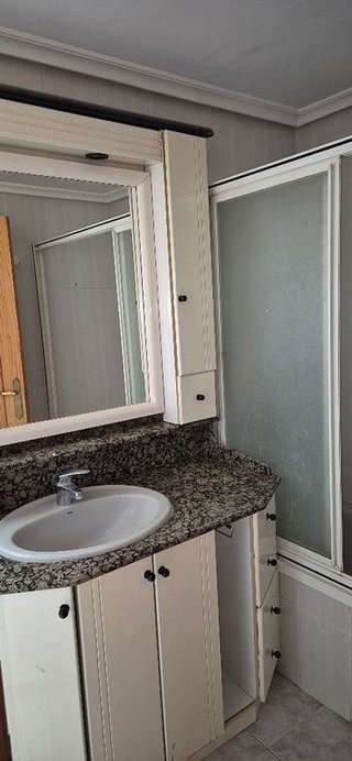 Piso en venta en Santa Cruz - Industria - Polígono Campollano en Albacete