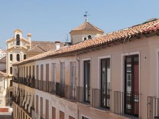Piso en venta en La Goleta - San Felipe Neri en Málaga