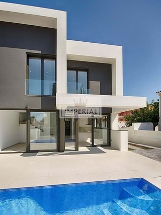Casa pareada en venta en Empuriabrava en Castelló d´Empúries