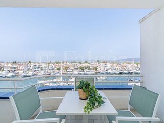 Piso en venta en Empuriabrava en Castelló d´Empúries