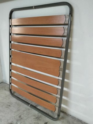 Somier 135x190 cm sin patas
