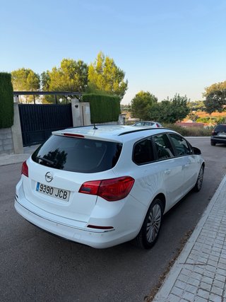 Opel Astra 2015