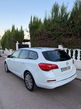 Opel Astra 2015
