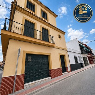 Casa adosada en venta en Centro - Doña Mercedes en Dos Hermanas