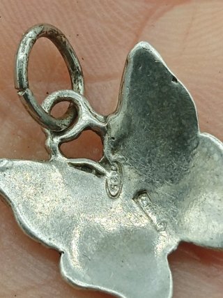 Ciondolo farfalla argento smaltato