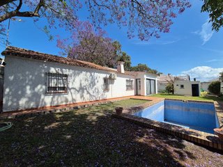 Chalet en venta en Churriana en Málaga