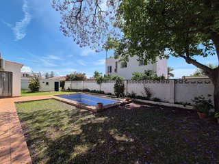 Chalet en venta en Churriana en Málaga