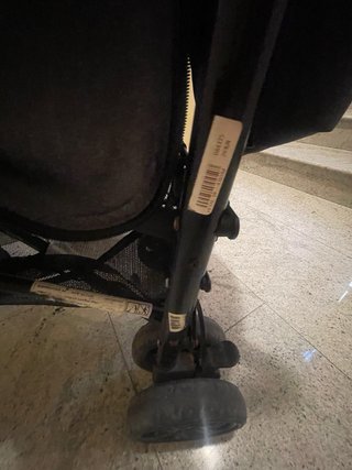 Passeggino nero