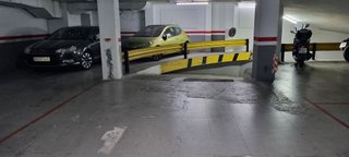 Garaje en alquiler en La Nova Esquerra de l'Eixample en Barcelona