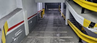 Garaje en alquiler en La Nova Esquerra de l'Eixample en Barcelona