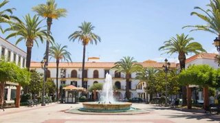 Casa adosada en venta en Lepe ciudad en Lepe