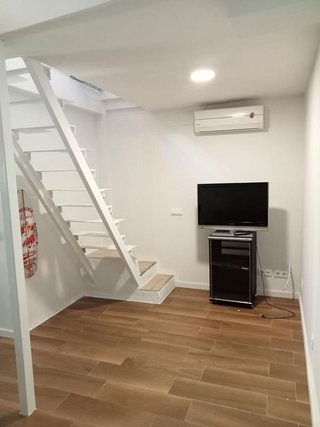 Casa adosada en venta en Valdeacederas en Madrid