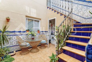 Casa adosada en venta en Coria del Río
