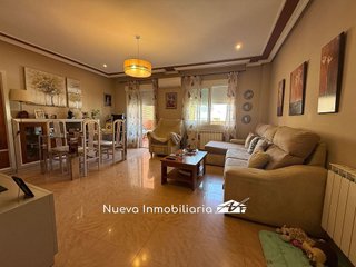 Casa adosada en venta en La Paz-Las Américas en Linares