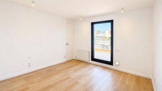 Ático en venta en Sant Antoni en Barcelona