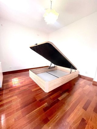 Piso en venta en Pueblo Nuevo en Madrid