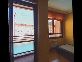 Piso en venta en Milán - Pumarín - Teatinos en Oviedo