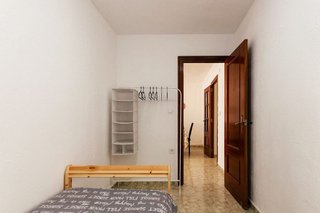 Piso en venta en La Torre en Valencia