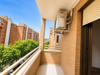 Piso en venta en Parque de los Cineastas en Zaragoza
