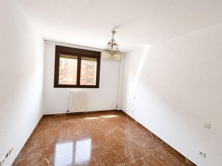 Piso en venta en Parque de los Cineastas en Zaragoza