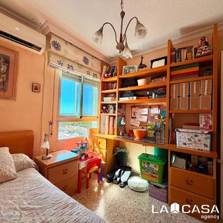 Piso en venta en Poligono Norte - Villegas - La Fontanilla en Sevilla