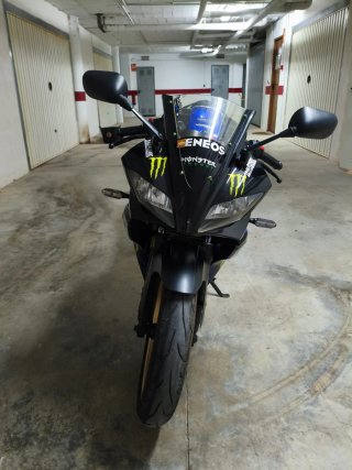 Yamaha R125 Negra/Azul/Dorada