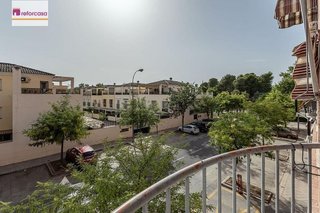 Piso en venta en Almanjáyar en Granada