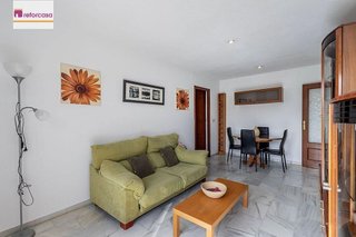 Piso en venta en Almanjáyar en Granada