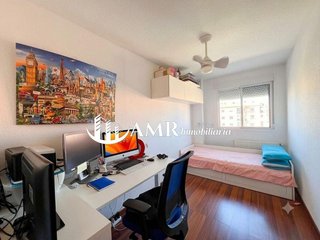 Piso en venta en Parla Este en Parla