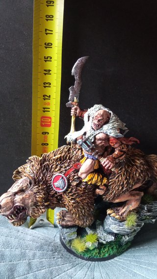Ogro tusker  ogor Scibor con piezas de Warhammer
