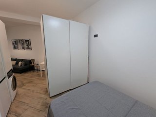 Local comercial en venta en Girón - Las Delicias - Tabacalera en Málaga