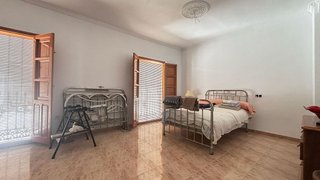 Casa adosada en venta en Illora