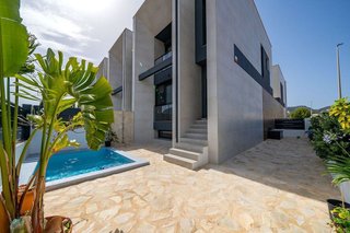 Casa adosada en venta en Gata de Gorgos
