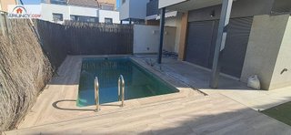 Casa pareada en venta en Zona Colegio Europa en Espartinas
