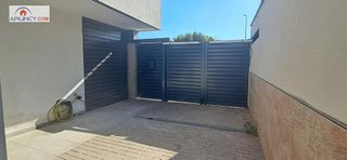 Casa pareada en venta en Zona Colegio Europa en Espartinas