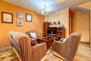 Casa adosada en venta en Padul