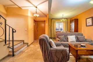 Casa adosada en venta en Padul