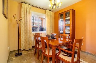 Casa adosada en venta en Padul
