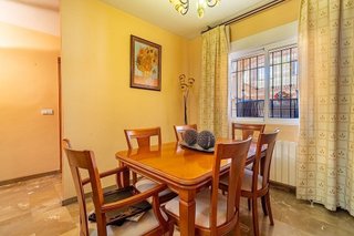 Casa adosada en venta en Padul