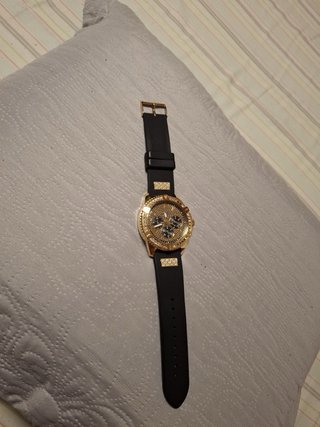 Reloj Guess Dorado y Negro con Cristales