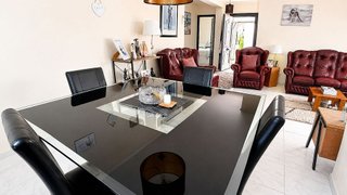 Chalet en venta en Calaburra - Chaparral en Mijas